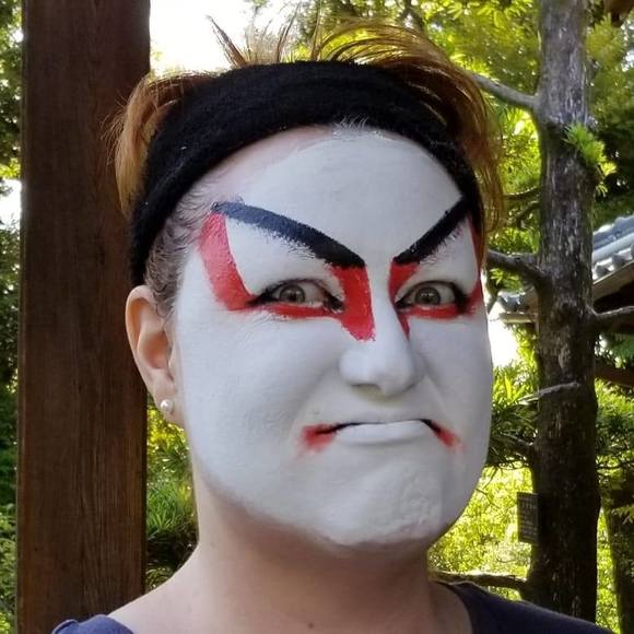 Meet your Posher, Mandy - Picture 1 of 1